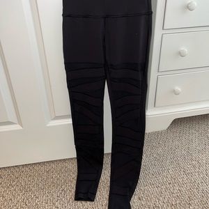Lululemon mesh leggings